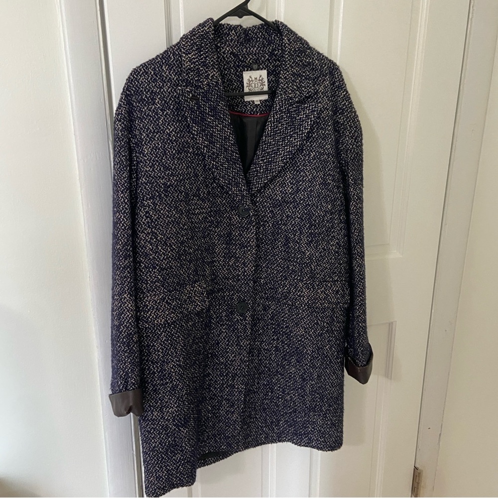 Dawn Levy tweed jacket.